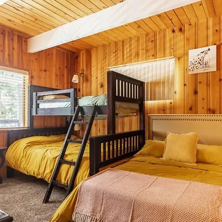 Family Lake Arrowhead Home Sleeps 12 And Gameroom Exterior photo