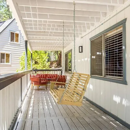 Family Lake Arrowhead Home Sleeps 12 And Gameroom Exterior photo