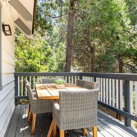 Family Lake Arrowhead Home Sleeps 12 And Gameroom Exterior photo