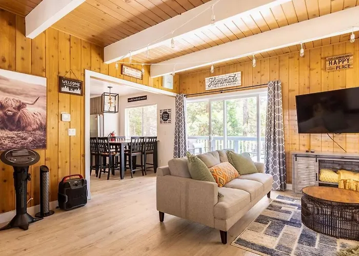 Family Lake Arrowhead Home Sleeps 12 And Gameroom
