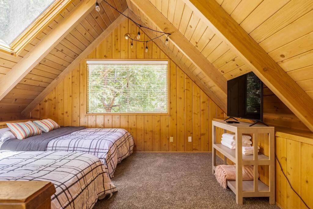 Family Arrowhead Sleeps 12 And Gameroom * Lake Arrowhead