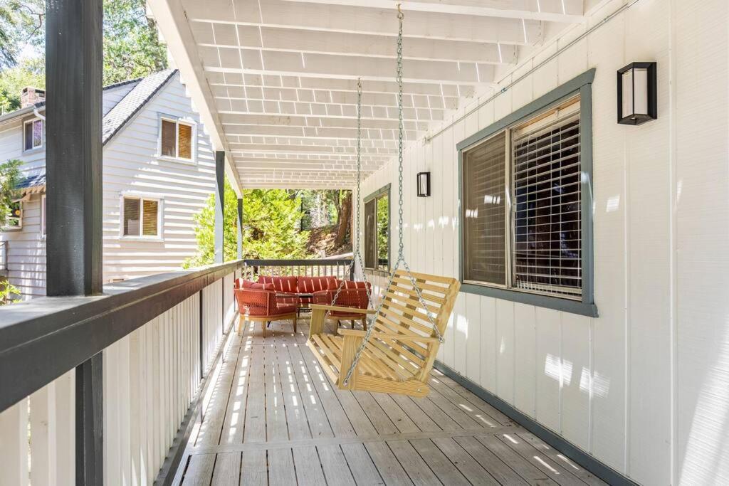 Family Arrowhead Sleeps 12 And Gameroom * Lake Arrowhead